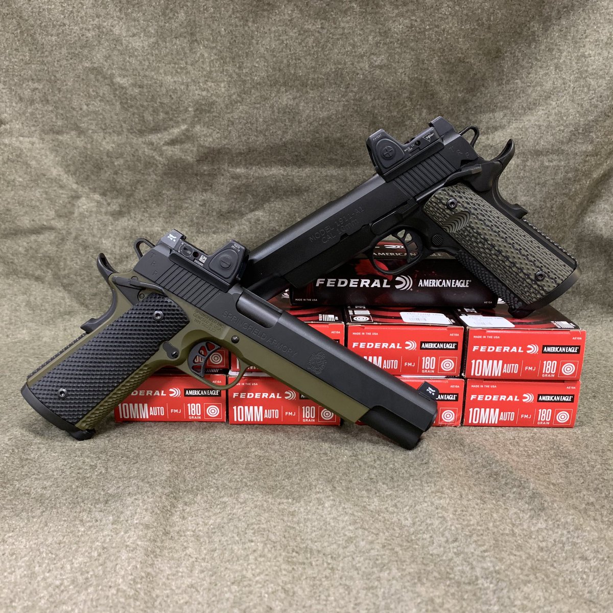 guns_etcAZ's tweet photo. What do you call a mag of hip-fired 10mm? Bear spray... yeah, I know that’s bad. @Springfield_Inc got a better joke? #gunsetc #trijicon #1911s #10mm https://t.co/S4OhEdd0je