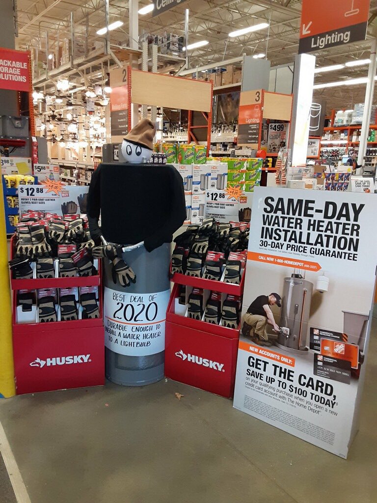 Getting creative with merchandising to drive end of the year sales ! Way to go team 6226 ! Look at these deals Now let’s sell stuff .