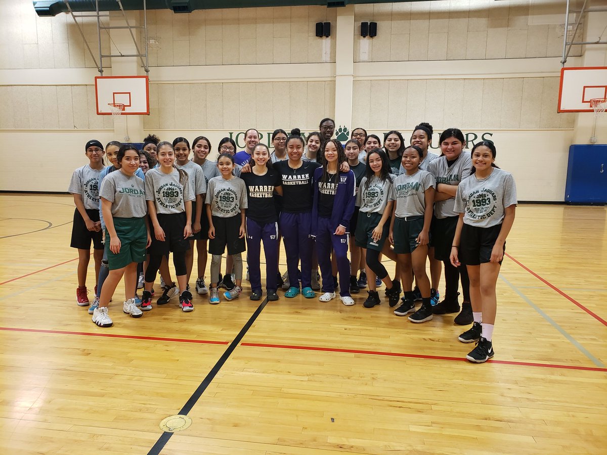 LadyJags1's tweet image. Thank you Lady Warriors for visiting with us today.  We enjoyed hearing from our former Lady Jags. @Warren_GBB @Susan_Starks1 @MsHallScience @JordanNISD @NISDWarren #RomerosRegulators #jordanMSlegends