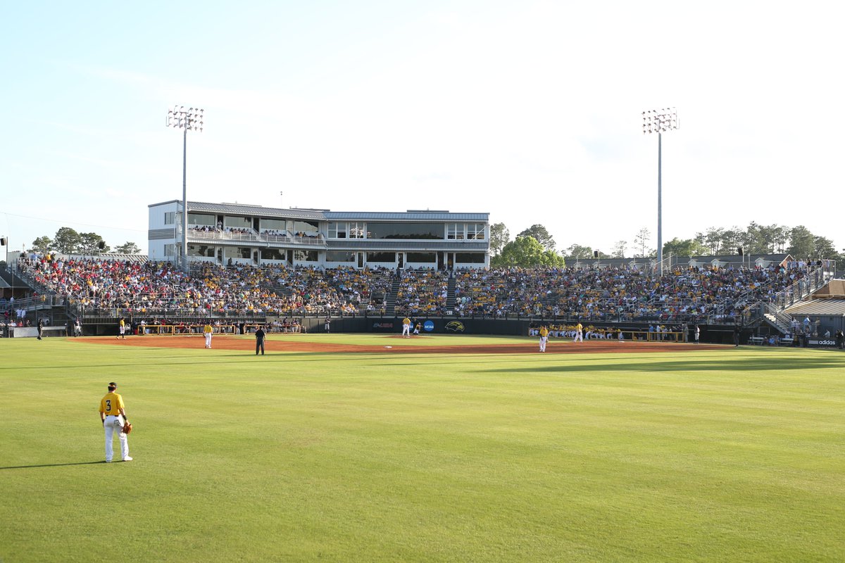 SouthernMissBSB's tweet photo. The 2⃣0⃣2⃣0⃣ ride starts in ONE MONTH.
🎟️» https://t.co/xu7zsytYU4
#SMTTT | #ETM https://t.co/ZBN0VJfe3g