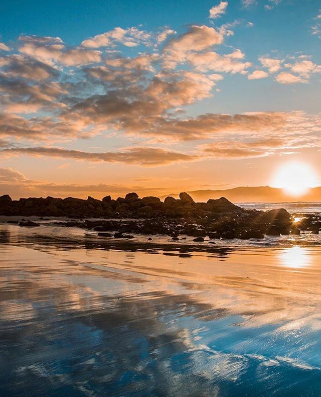 notmycapture's tweet photo. Check out that reflection by @ryanwarneke 👌🏻
.
#notmycapture #sharemycapture #featuredphotographer #awesome_photographers #collectivelycreate #iglobal_photographers #icatching #ig_exquisite #ig_great_pics #ig_masterpiece #master_shots #moodygrams #photog… https://t.co/nemABkDQQR https://t.co/SAD2cyy0ht