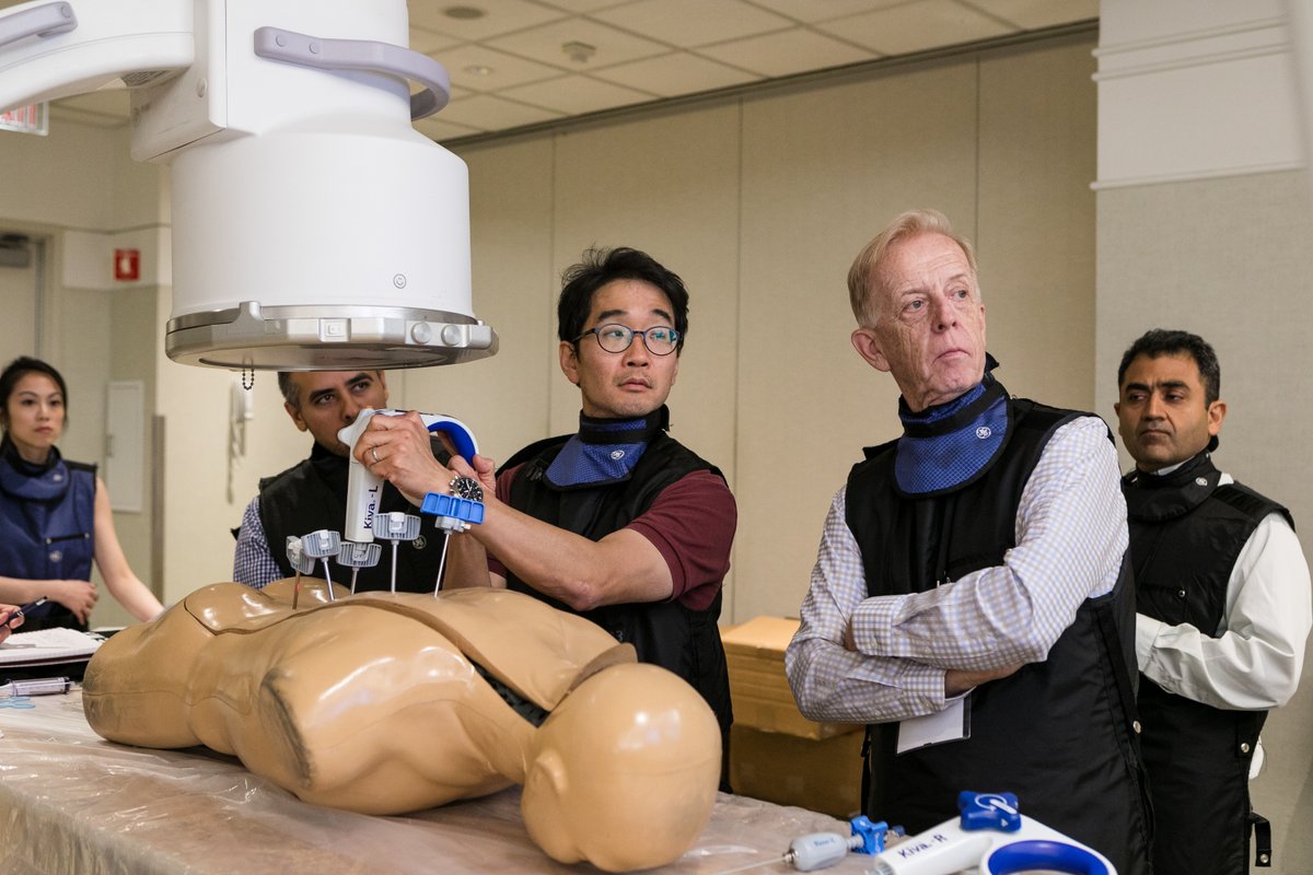 SIO_Central's tweet photo. Just a few spots left! Don't miss out on this one of a kind Hands-On MSK Workshop at #SIO2020 

https://t.co/Au994T1oUc https://t.co/I3UVPiyeNo