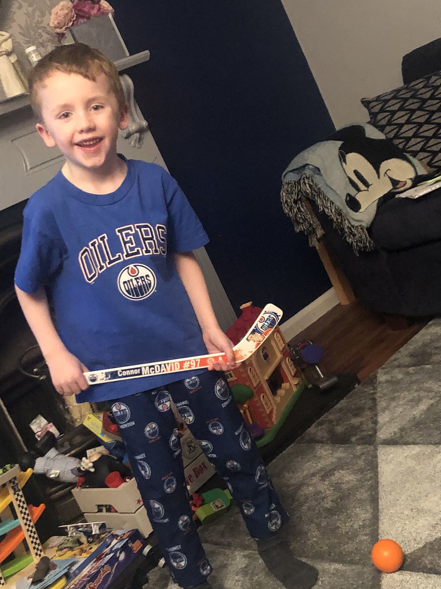 JLFSaunders's tweet image. Wishing the legend that is @cmcdavid97 a Happy Birthday from Junior Belfast Giant Elijah. He’s your biggest fan in Belfast. Can he get a Hello