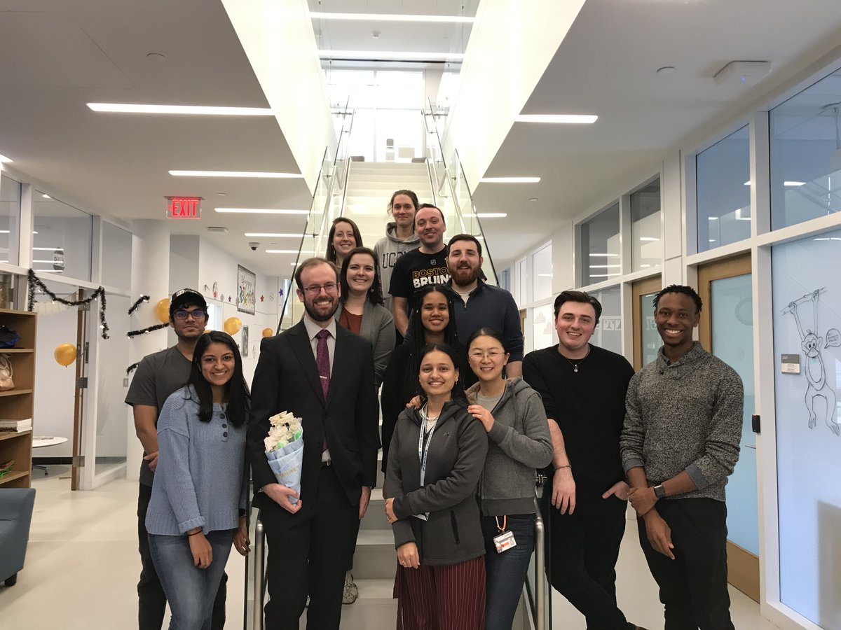 Excited to announce the newest Mellone lab graduate: Dr. Jason Palladino!! And, to top it all, his paper was just accepted in Developmental Cell! 🍾🎉