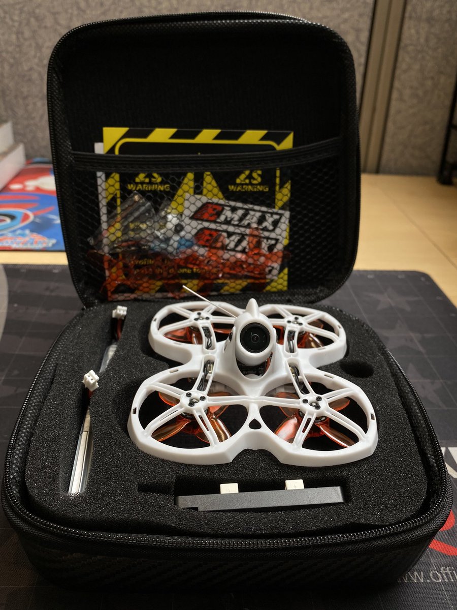 New drone, who dis? #TinyHawk2 <a href="/emax_usa/">EMAX USA</a>