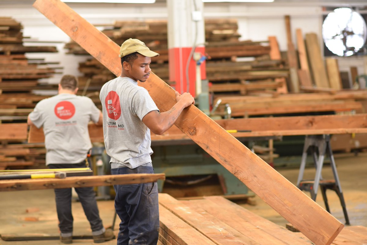 “The Baltimore Wood Project: Reclaiming Wood, Lives, and Communities” an article recently released by the <a href="/usfs_nrs/">Northern Research</a>, features the partnership w/ <a href="/forestservice/">USDA Forest Service</a> &amp; the work of Details Deconstruction, a <a href="/HumanimSocEnt/">Humanim SocEnt</a>. Check out the article here: nrs.fs.fed.us/featured/2020/…
#baltimore