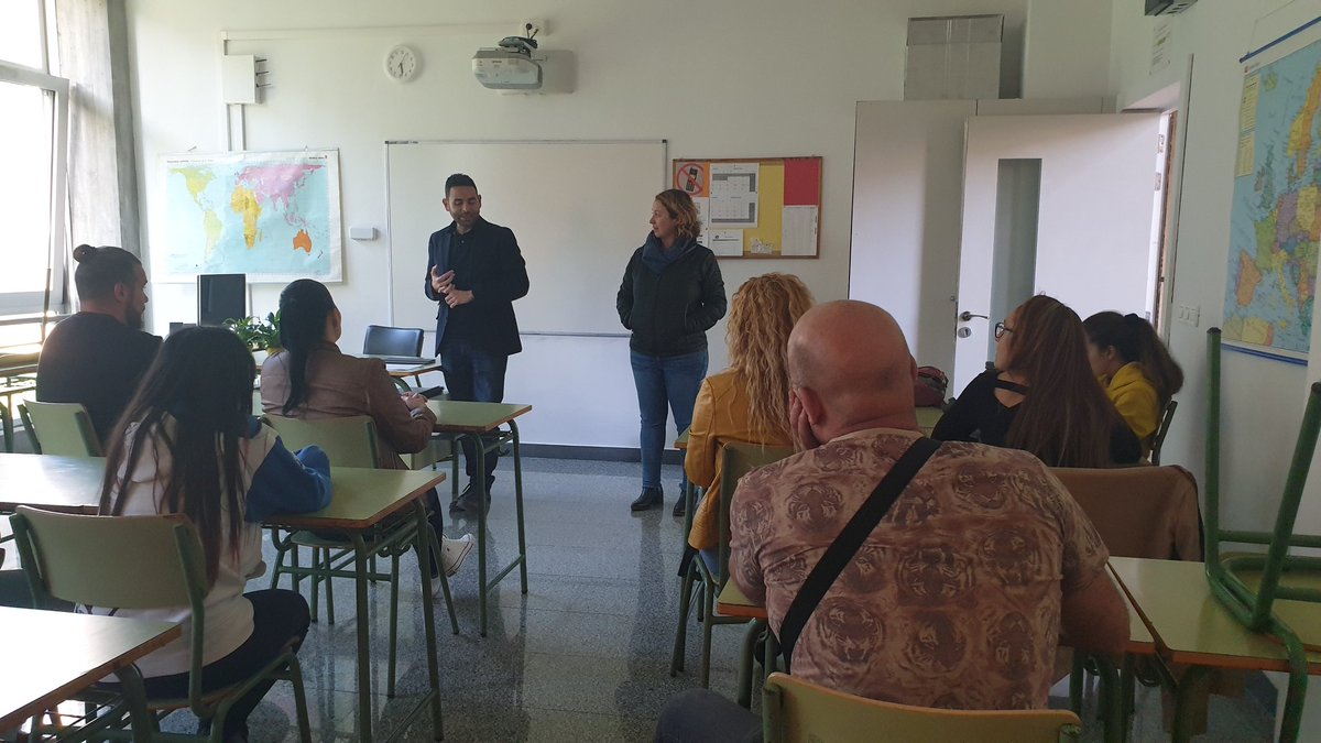 Preparando el programa de actividades que realizará nuestro alumnado en su próximo viaje a Barcelona para conocer de las mejores instalaciones en innovación tecnológica. <a href="/INfutureTF/">IN future</a> @INtechTenerife <a href="/CabildoTenerife/">Cabildo de Tenerife</a> @EducacionCan