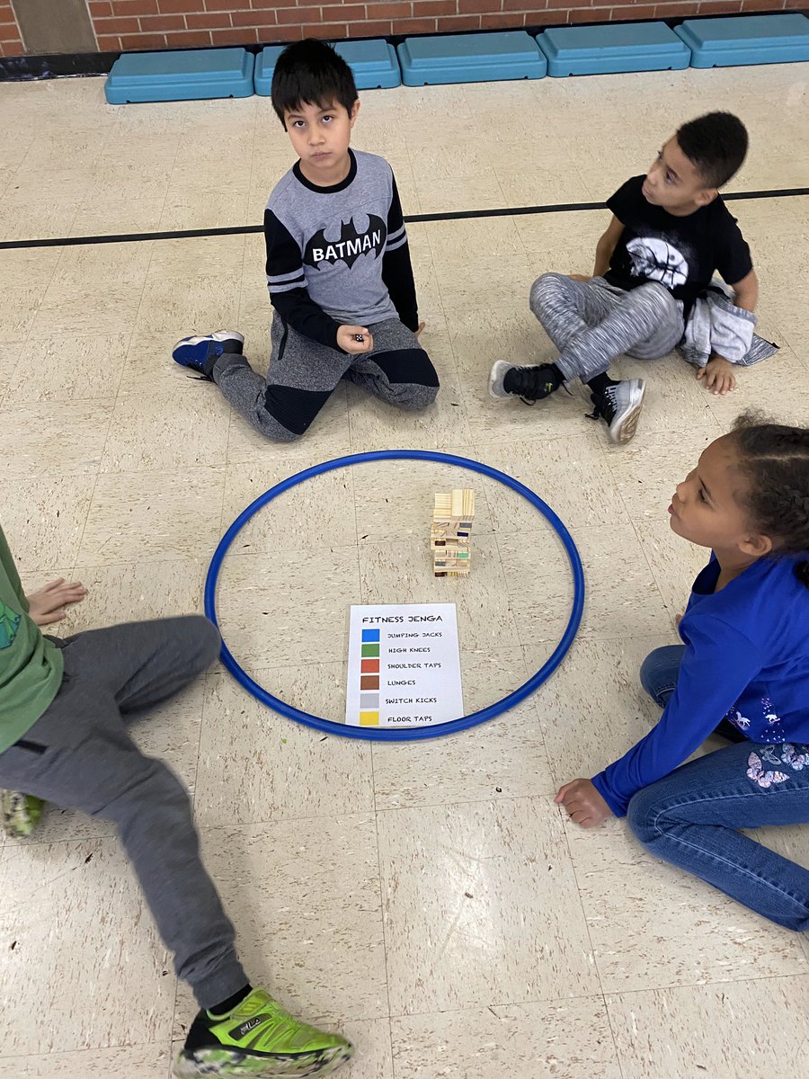 SPS186PE's tweet photo. Fitness Jenga at Hazel Dell! A lot of great things happening with 186 PE! #GreatDayToBeAKid #186PE @schooldist186 https://t.co/TJKuX8rDAf