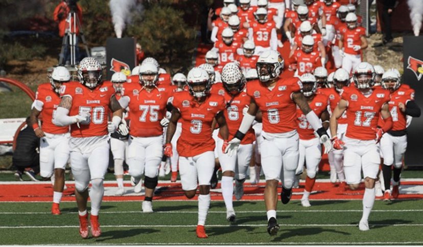 They_callmejon's tweet photo. Blessed to announce that I have received a offer from Illinois state university 🔴⚪️@MHS_FB_Recruits @CoachK_Hall #wawg #wawn https://t.co/6odSbE6fPJ