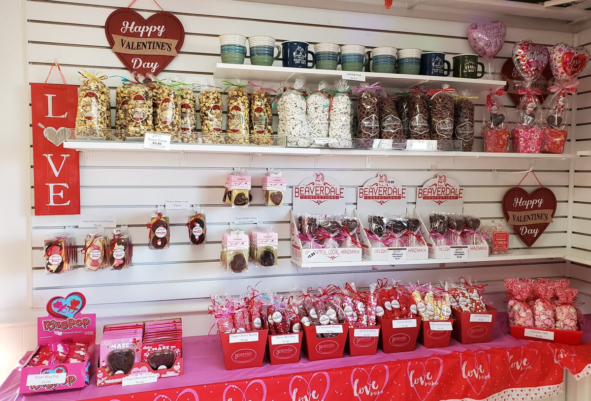 beaverdalechoco's tweet photo. Cupid paid us an early visit 🍫💌

#chocolate #valentines #candy #beaverdaleconfections https://t.co/7KshmNB3Ux