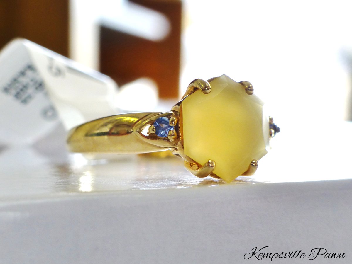 KempsvillePawn's tweet image. 14K Yellow Chalcedony Tanzanite Accent Cocktail Ring Just Added to Our Display Case! etsy.com/listing/770297…
#CanaryYellow #DiscountJewelry #LookGoodForLess #PawnShopJewelry #PawnShop #KempsvillePawn #VB #NeverPayRetailAgain #SaveAFewBucks