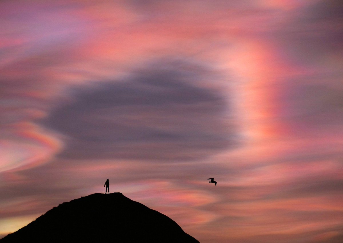 Talisman_Ist's tweet photo. #SedefBulutu #Nacreous #DailyMail https://t.co/NAVSUvMPOq