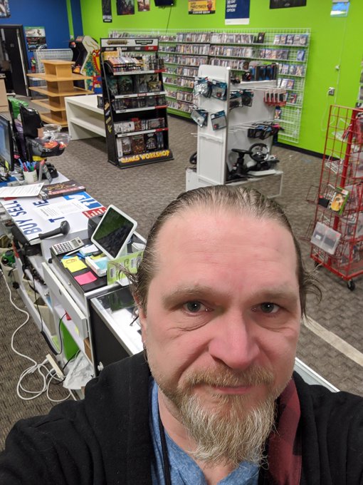 Taking a moment to say HI. Haven't been shooting or posting lately, because I bought a new business.<a href="/tag/bareback"class="tags"><span>#bareback</span></a><a href="/tag/creampie"class="tags"><span>#creampie</span></a><a href="/tag/bigass"class="tags"><span>#bigass</span></a><a href="/tag/squirting"class="tags"><span>#squirting</span></a>