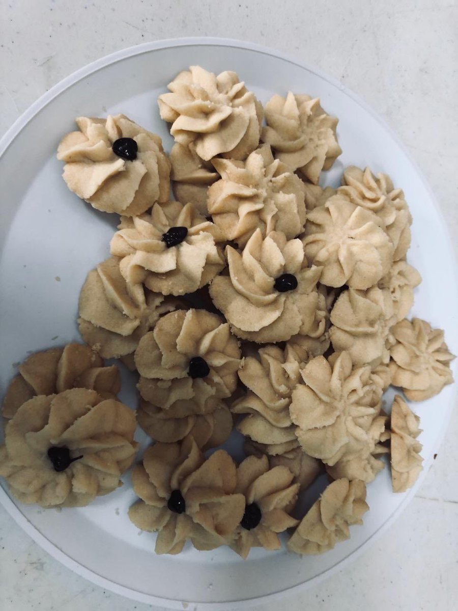 Stock_Campeche's tweet photo. La receta de pastisetas preparada por la chef Karina durante la demostración del domingo pasado en tienda. ¡Visítanos para adquirir los ingredientes y puedas prepararlas en casa! 👩🏻‍🍳💝 https://t.co/ZqrwrLoAfP