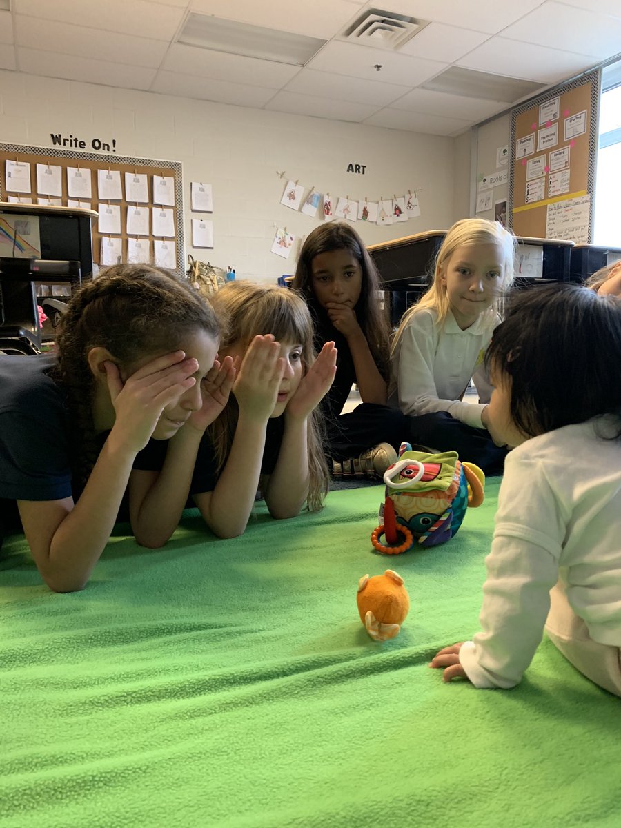 RolfeCYC's tweet photo. Today we learned that baby Emma has yet to sleep through the night BUT she can sit up by herself, stand while holding on to furniture and she can crawl backwards! We love watching our @RootsofEmpathy baby Emma grow! #7monthsold #sleep #transitionalobject https://t.co/lJnNYwQWqZ