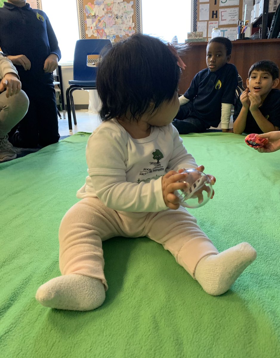 RolfeCYC's tweet photo. Today we learned that baby Emma has yet to sleep through the night BUT she can sit up by herself, stand while holding on to furniture and she can crawl backwards! We love watching our @RootsofEmpathy baby Emma grow! #7monthsold #sleep #transitionalobject https://t.co/lJnNYwQWqZ