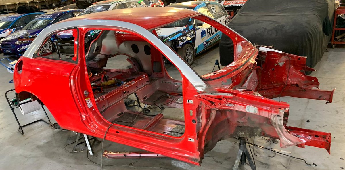 mrosasosa's tweet photo. PISTA 2020: Los Audi A1 del equipo Agrolavalle para Superturismo se dejan ver. Esperan llegar al estreno temporada marzo en El Pinar. Las dos unidades de la marca alemana serán conducidas por Jorge y Javier Pontet. @AUVO2 @ACSuperturismo @Audi_UY @PontetJorge @PontetJavier https://t.co/l19fjKBqB3