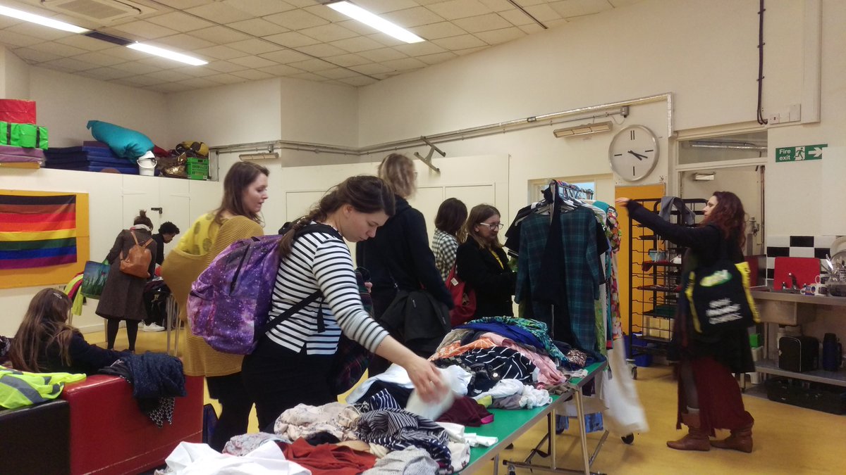 SwapAholicUk's tweet photo. This twitter account is not monitored regularly. To contact SwapaholicsUK team, email: info@lifeafterhummus.com. Our swaps are always the 3rd Saturday of every month organised by @lifeafterhummus and hosted at @SomersTownCA Somers Town Community Association, NW1 1EE, from 3-6pm. https://t.co/oaGe8JCqL7
