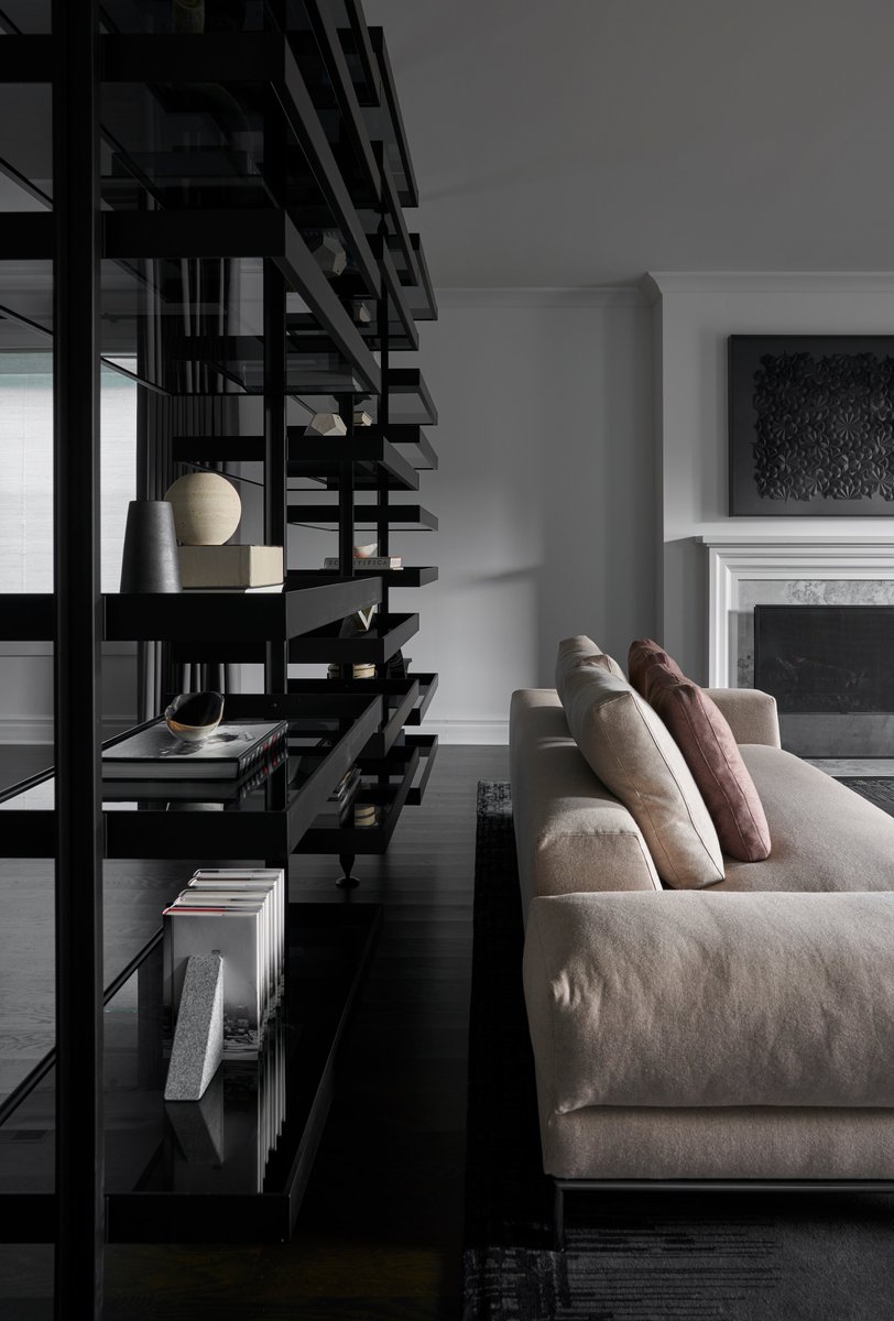 When the bookcase doubles as the chicest room divider. #designbystudiogild #wearegild
.
.
📷: <a href="/mikeyschwartz/">Mike Schwartz</a> for Studio Gild