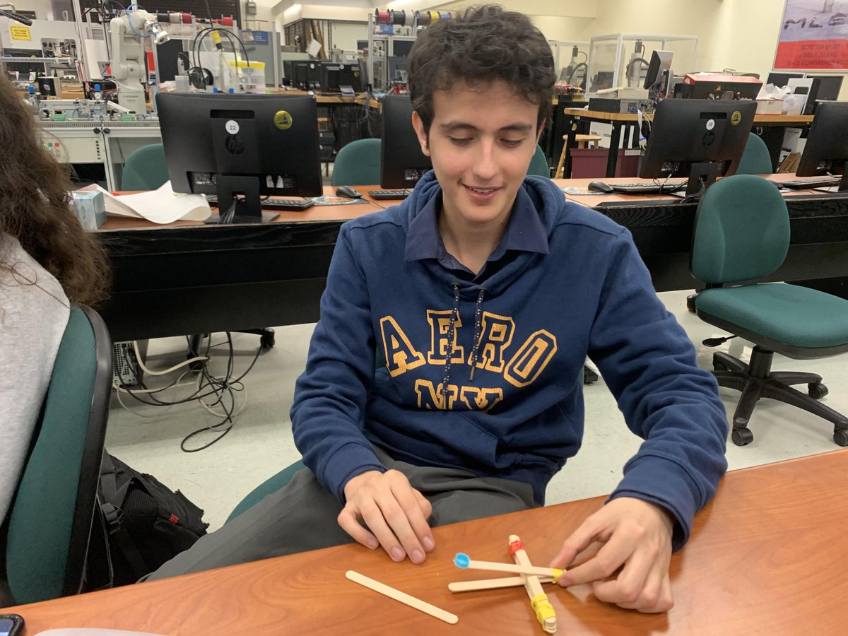 mlecSHPE's tweet photo. Our Catapult Challenge was a success. We had Joseph Perez win our Kahoot Catapult Challenge and Freshmen Justin Hoyos and Sergio Paez win the Catapult Challenge. https://t.co/Tv4KlzKvgt
