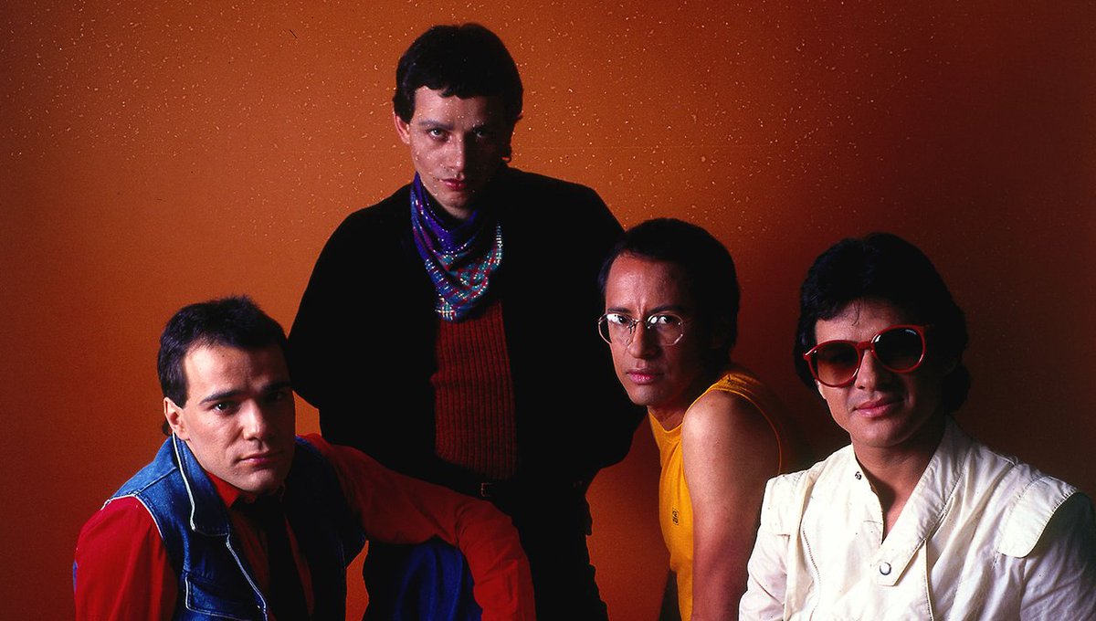 Carlos Alvarado Perea, figura que destacó en el rock progresivo y experimental mexicano, murió a los 68 años a causa de un cáncer con el que había luchado alrededor de dos años: rollingstone.mx/fallece-el-mus…