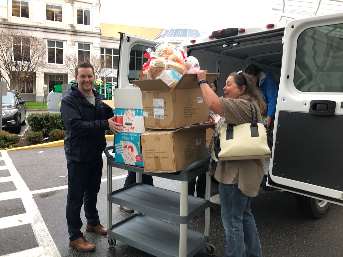 SnowCompanies's tweet photo. We were able to deliver 195 bears for the brave young patients at CHKD in Norfolk, Virginia. The teddies had been stuffed with love by Snow Companies employees during our Night of #GivingBack (a.k.a. Holiday Party). #PatientReady https://t.co/U1LH4dTbIt