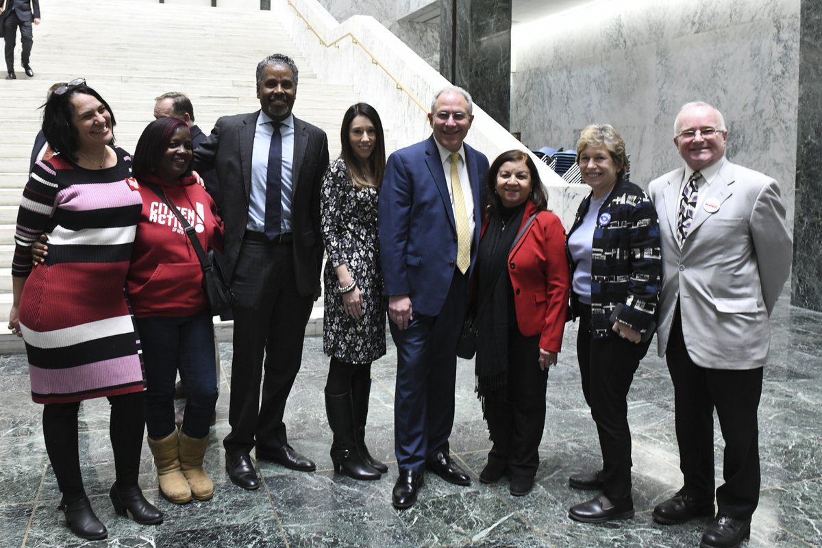 nysut's tweet photo. Rochester community to lawmakers: 'Don’t abandon us!' https://t.co/xD3WdvRcxi #SpareOurStudents https://t.co/qtyaNPuijw