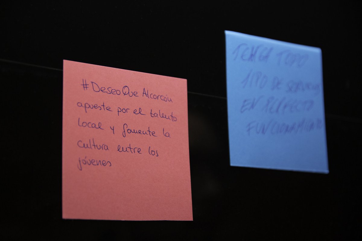 BarbieriSO's tweet photo. Nos llegan bonitas fotos del pasado 11 de enero, celebrando nuestro #DeseoQueAlcorcón en la Gala de Año Nuevo. Gracias @PJGarcinuno 😍📸🎶
cc @Hardcorcon https://t.co/uq2D1G5uwC