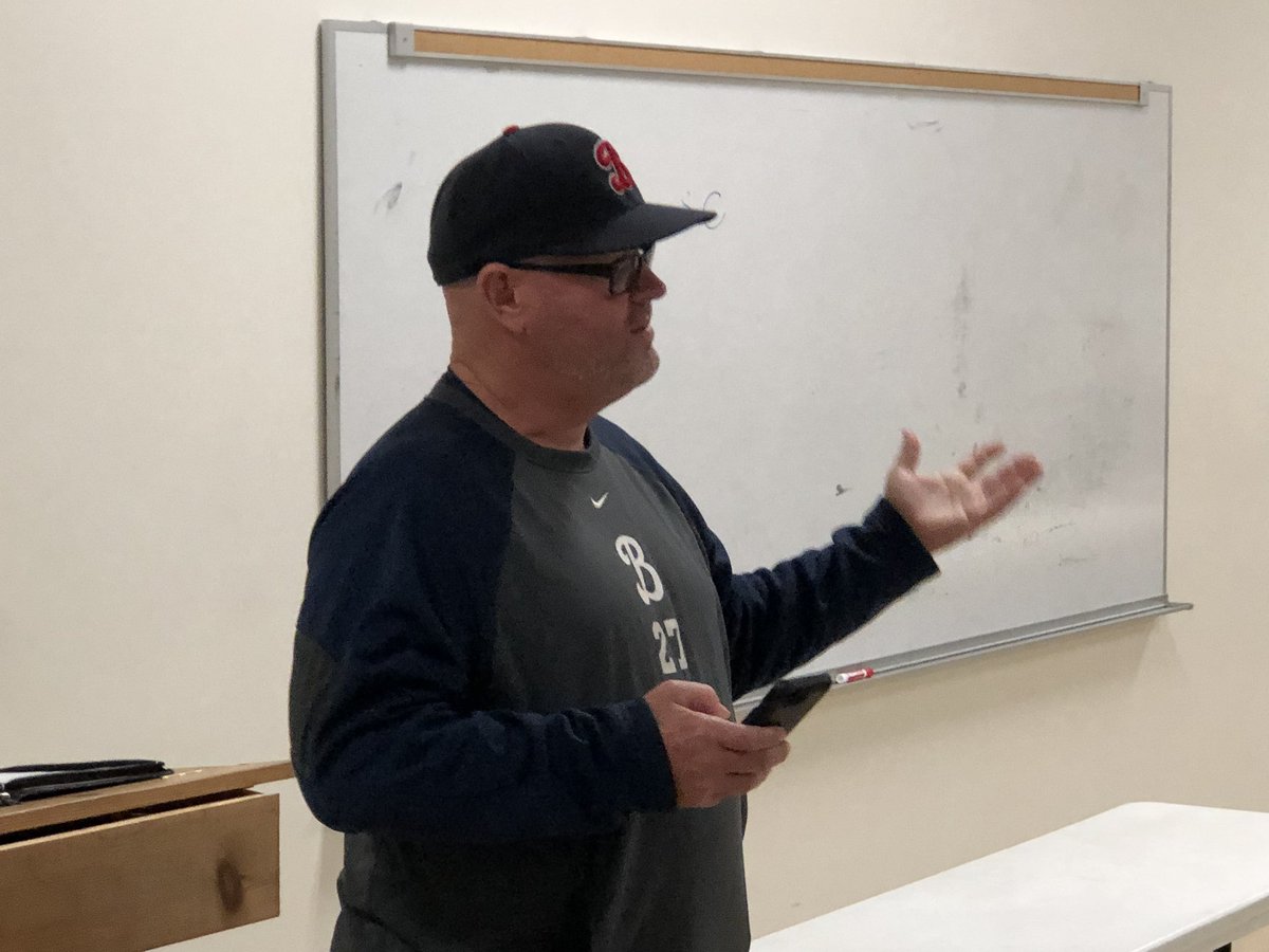 OCBOA1's tweet photo. Grateful thanks to HC @CoachKLav27 and Beckman High School Baseball Booster President Jill Munro for their continued support of our scholarship program for new officials. @BPatsBaseball https://t.co/1N6yQF5HMe