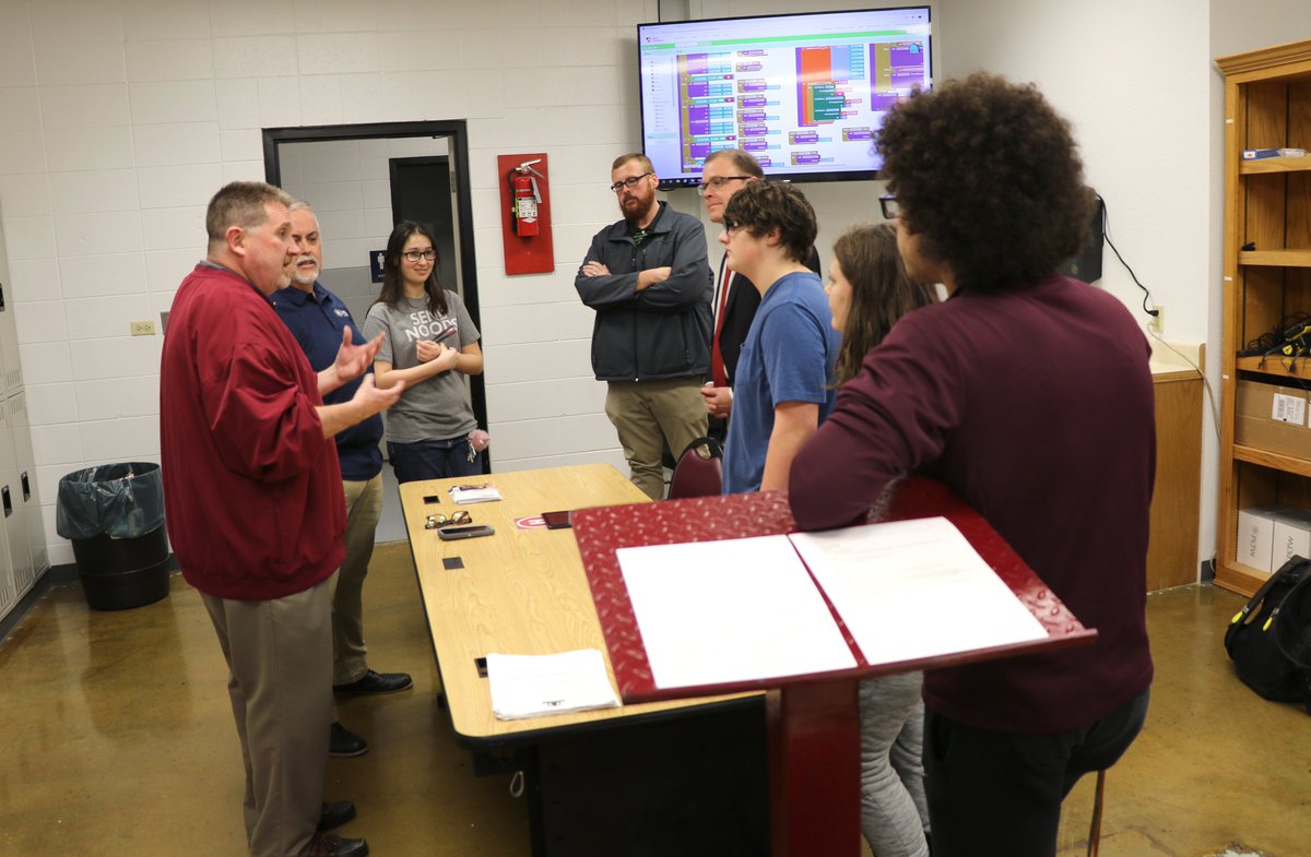 .<a href="/PBTCC/">Pakistan Bitcoin Corp</a> computer science students create potential 911 app: mules.me/911 #pblearns #projectleadtheway