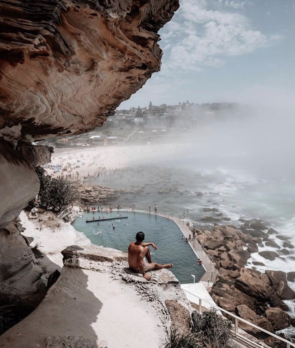 Michael_Louis_'s tweet photo. The best view comes after the hardest climb. 
PS: Enjoy our outlet sale live now until January 31st. Head over to https://t.co/u090PXPCc0 to view the full selection and available deals.
(Photo via @lifeofjira) 
#MichaelLouis https://t.co/Z5tVelp9cH