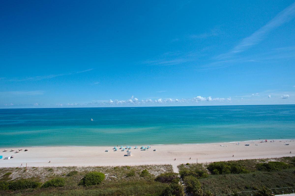 LaPlayaMiami's tweet photo. EDGEWATER: REDUCED to rent fast!! 2 bedrooms plus Den at Biscayne Beach - https://t.co/AGMKpwf6Sa https://t.co/t0KJziIGcX