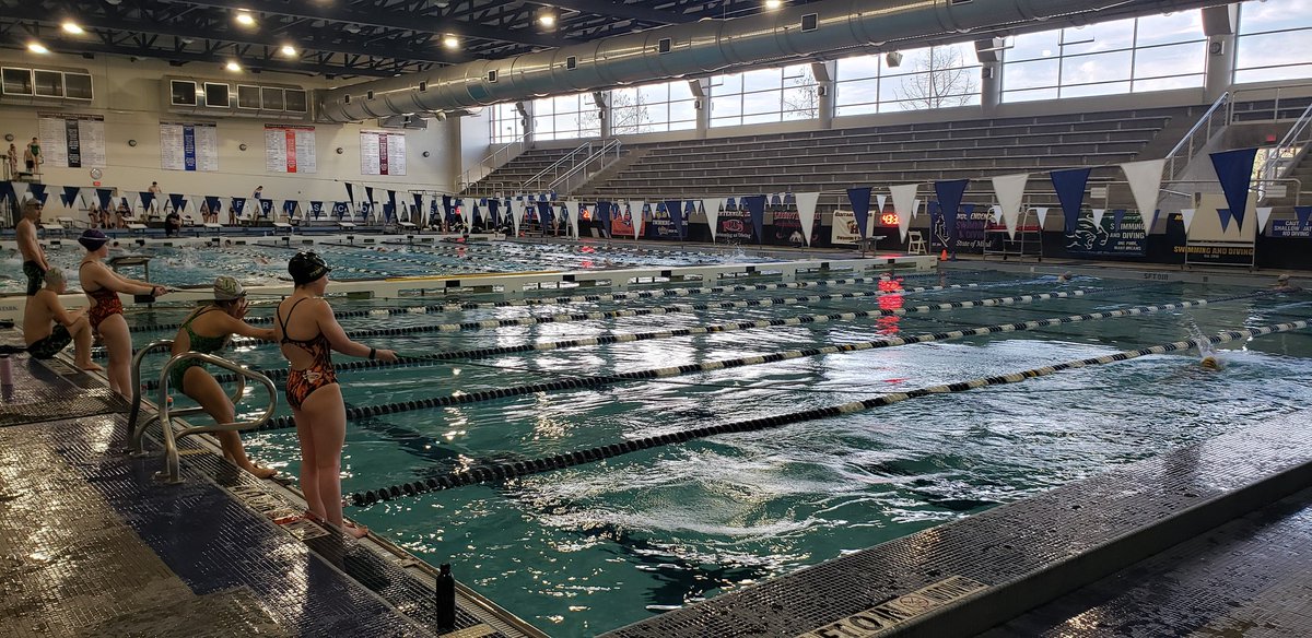 LTHSswimteam's tweet photo. Getting our teammates ready for districts!
Our district meet is on Thursday at 5 for diving and Friday at 12 for swimming. Our first ever class of seniors will be recognized at 11:40!
#bettertogether #laneblazers #weblazethepool #firstseniorclass https://t.co/ryh2qQZ9nP