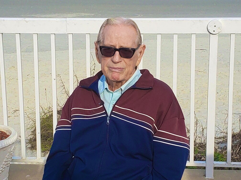 Today’s office = not too shabby. This Florida girl loves feeling the ocean breeze in her hair again. 😎

Can’t wait to share with y’all the incredible story of Garland Pinholster, a <a href="/OglethorpeUniv/">Oglethorpe University</a> @OgleAthletics1 legend who’s being inducted into the <a href="/ATLSportsHOF/">ATLSportsHallofFame</a> next month.