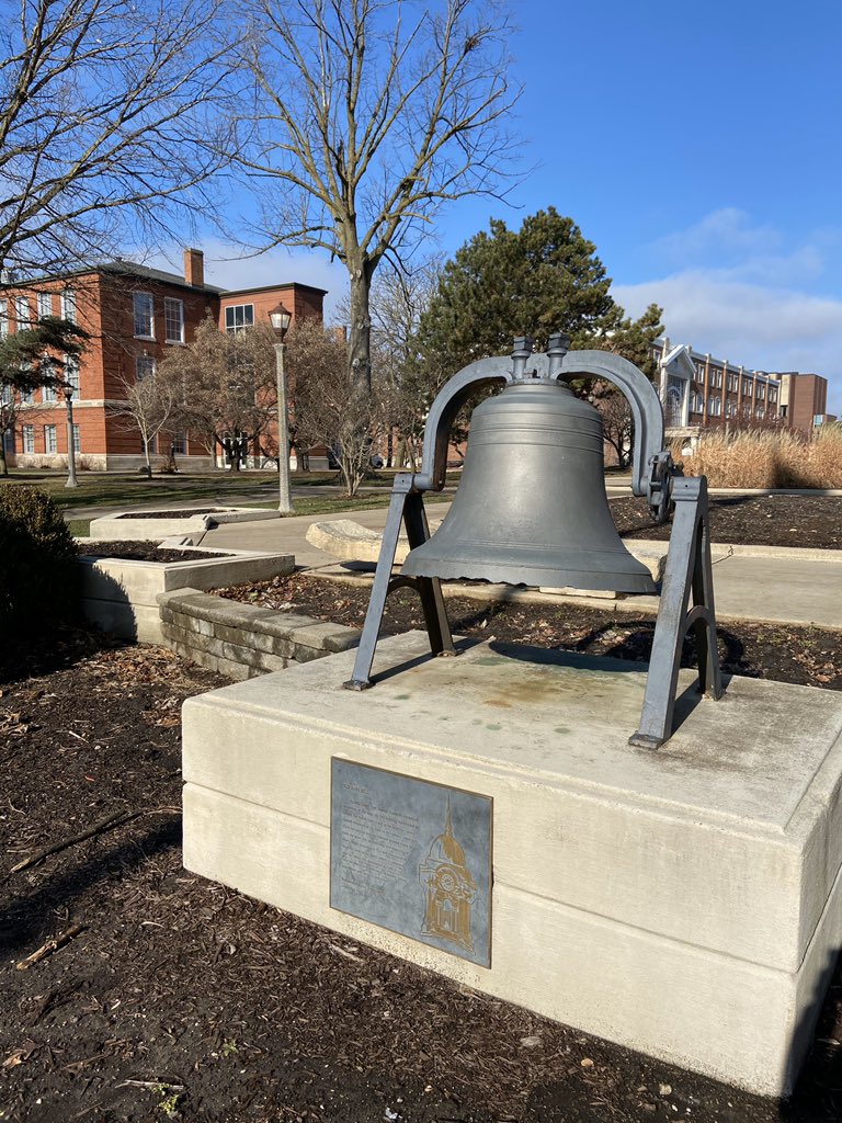 ISUAdmissions's tweet photo. January and 45 degrees? 
We’ll take it (for now)! ☀️🙌 https://t.co/0XzQlNgjUm