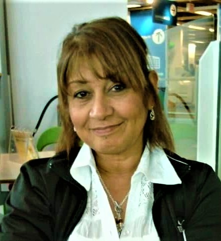 BrianLahm's tweet photo. For #CAREGiver Rosa, nothing beats the warm feeling when her 85-year-old client says, “Good morning.” The client likes Rosa & is always waiting for her when she arrives at 9 a.m. @HomeInstead #ElkGroveVillageIL #SchaumburgIL #AddisonIL #MedinahIL #ItascaIL https://t.co/29wi9CWCBF https://t.co/uKLFCgqDV3