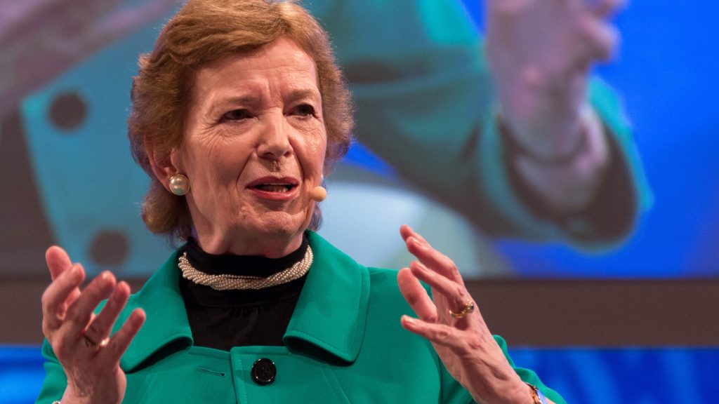 eldesconcierto's tweet photo. Ex Presidenta de Irlanda califica de “insólita” la privatización del agua en Chile: “Es algo difícil de comprender”
➡️https://t.co/XbqXys1caJ https://t.co/YjFUXQi9oa