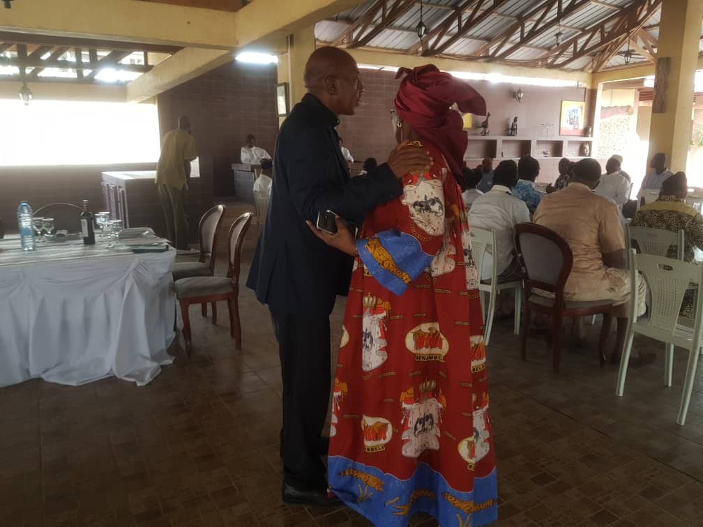 HONORABLE POKOSSY DOUMBE Élise (HonElise) Twitter