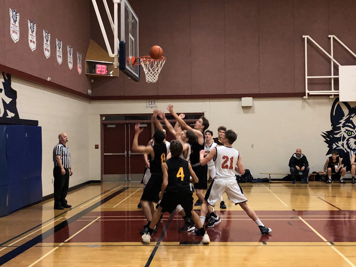 MirrorEditor (@editormirror) on Twitter photo End of third quarter. Carihi Tyees 54, Timberline Wolves 31. #wolvesversustyees #bcboyshighschoolbasketball #carihityee #timberlinewolves #campbellriverbc <a href="/CRMirror/">Campbell River Mirror</a> End of third quarter. Carihi Tyees 54, Timberline Wolves 31. #wolvesversustyees #bcboyshighschoolbasketball #carihityee #timberlinewolves #campbellriverbc <a href="/CRMirror/">Campbell River Mirror</a>