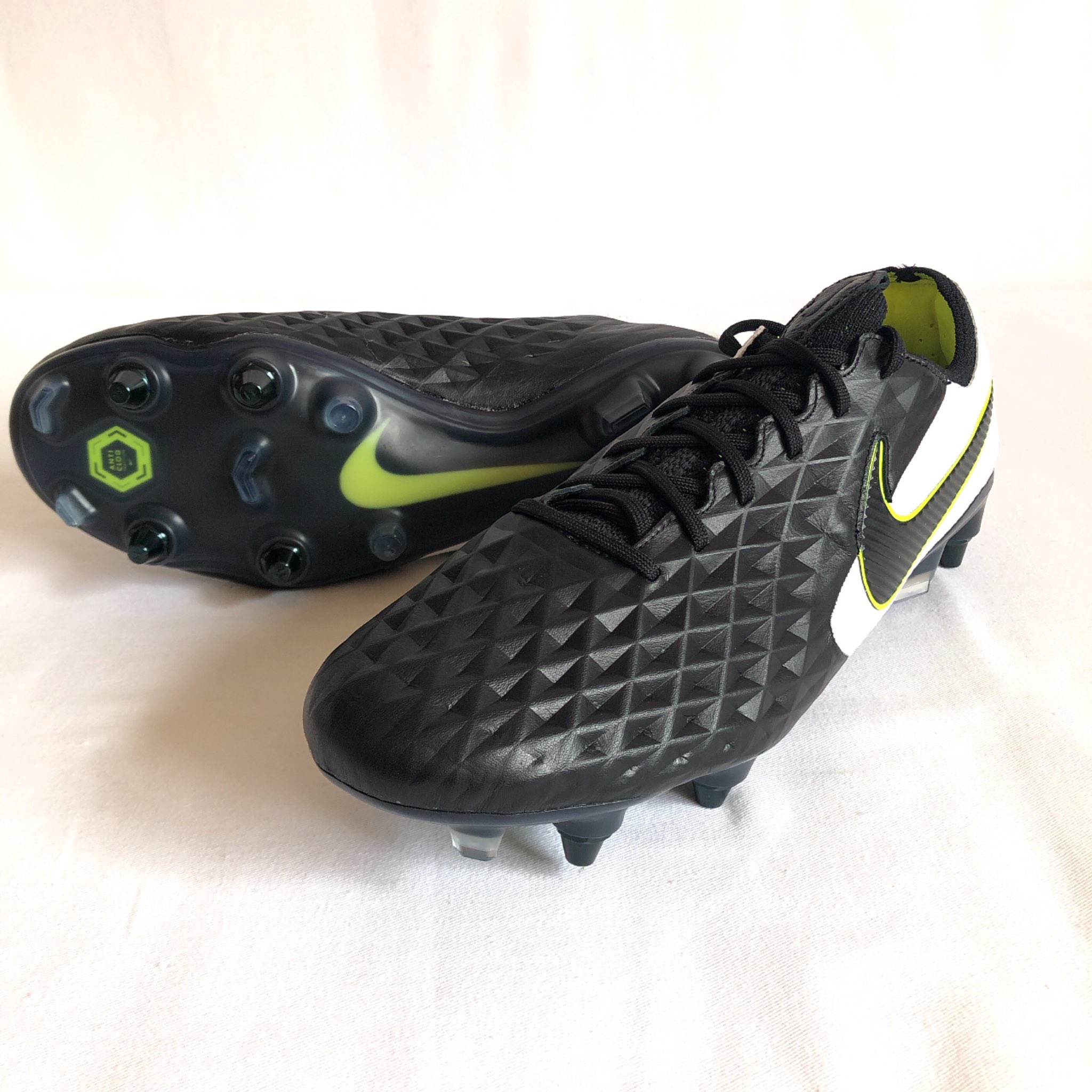 ティエンポ レジェンド8 エリート SG PRO 24.5 NIKE - 【新品】ナイキ ティエンポ レジェンド 8 エリート SG