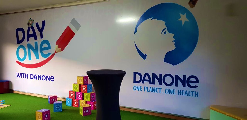 KayaOnAir's tweet photo. Good Morning and Welcome to #KayaBreakfast with @davidosullie and @Thabi_Sik
The team is broadcasting live from Actonville Primary School in the @City_Ekurhuleni with our friends from @DanoneSa #dayone
#strongeveryday
#oneplanetonehealth
#danonesa https://t.co/bWyrWH73vF