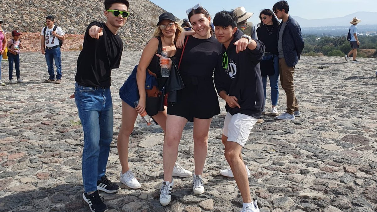 jaimeekresin's tweet photo. Week 1: Mexico City ✔ It's been a crazy week full of making new friends and seeing the colourful and historic areas in and around Mexico City. And learning of course! #QUTGlobal #TecdeMonterrey #iWinterMX #studyabroad #Mexico https://t.co/aAUk5l6mNk