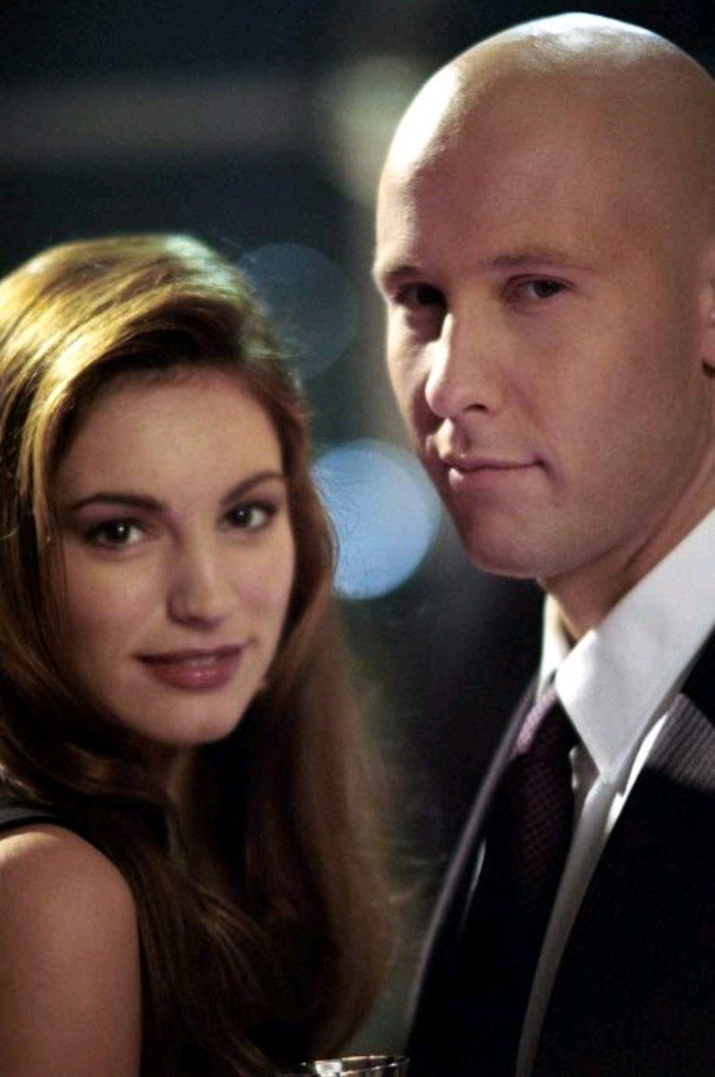 themword81's tweet photo. On this day 15 Jan in 2002, the episode titled: Rogue was released which was Episode Nine, Season One of Smallville. This episode rated a 8.1on @IMDb #Smallville #kellybrooke #camerondye #hirokanagawa #mitchellkosterman https://t.co/XhYVDtAqNr