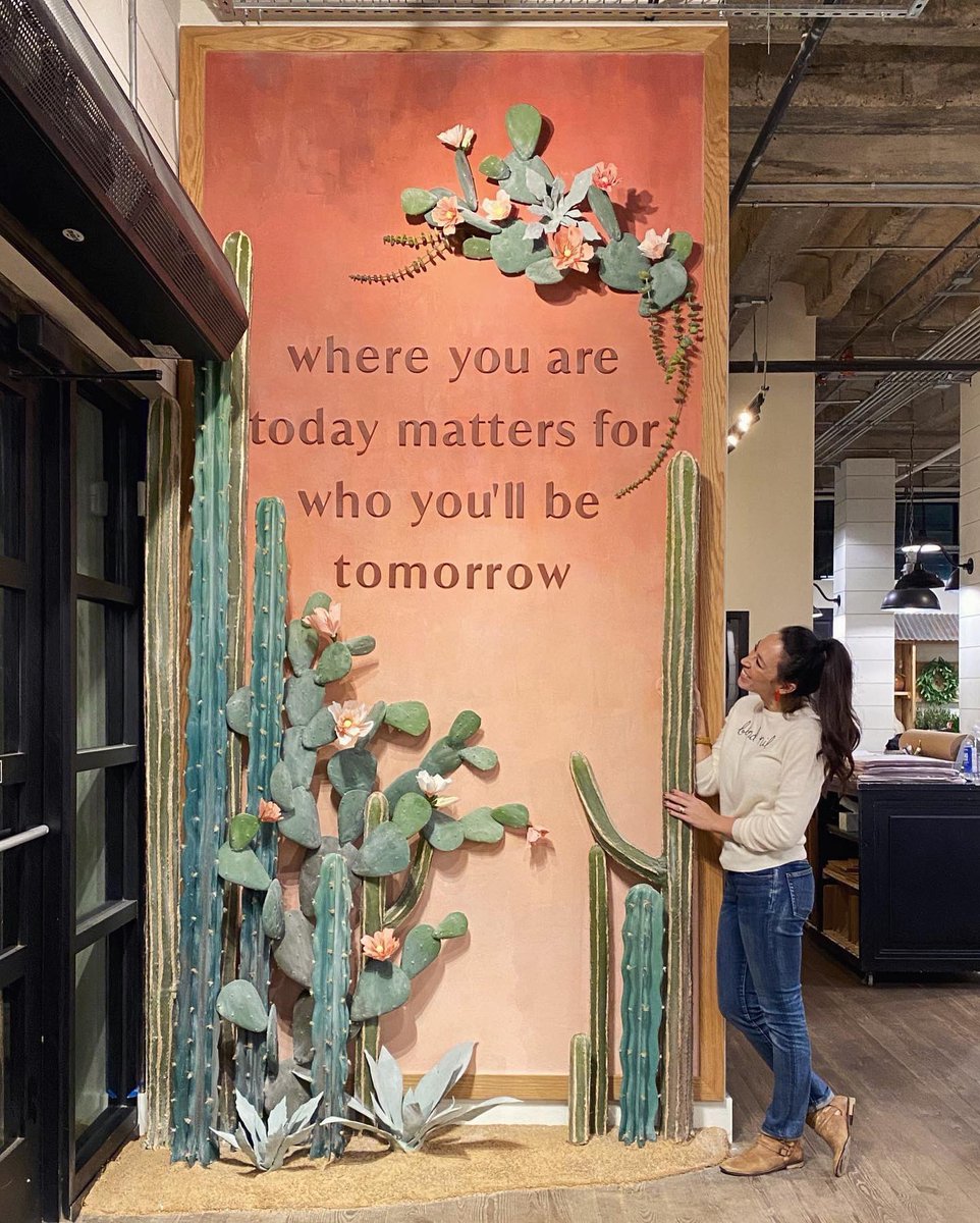Joanna Gaines tweet media