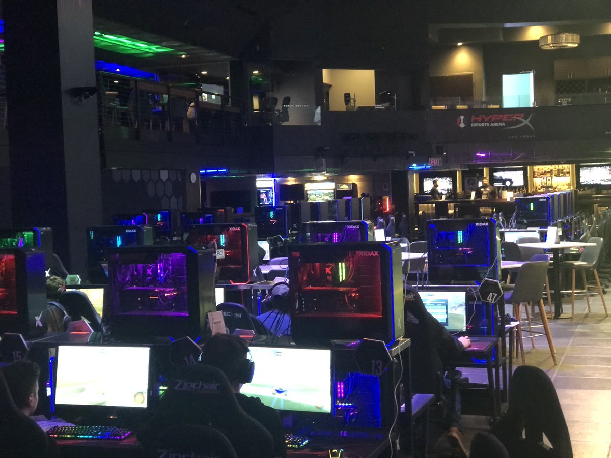SIR__SAVAGE_'s tweet photo. So @HyperXESALV was dope as. Place had a kitchen, bar and seating to watch all the gamers getting down. I’ll def be going back here to play some games with Mrs.Savage for another date night 🙌🏻🙌🏻🙌🏻🙌🏻🙌🏻🙌🏻🙌🏻🙌🏻🙌🏻
#HyperXEsportsArena #SavageSquad https://t.co/boTUg5BjdN