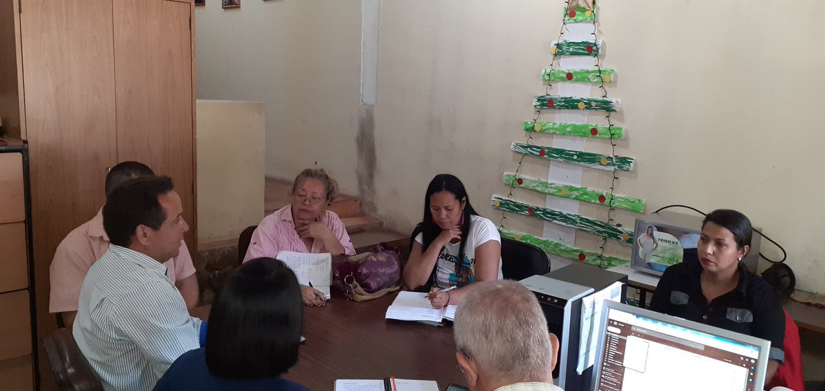 DiesavUnellez's tweet photo. En la mañana de hoy #14Ene se desarrolló reunión con la Fundación Jardín Botánico @salaunellez y @decriunellez para proceso administrativo de los Diplomados y Doctorados del convenido PDVSA-UNELLEZ.

#UNELLEZ
#DIESAVUNELLEZ
#DECRI
#JARDINBOTANICO 
#PDVSA https://t.co/VCjECjhfJ5