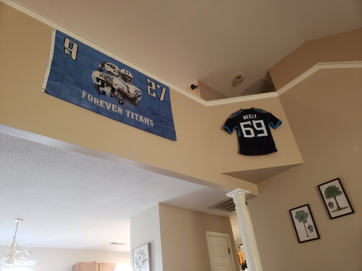 DeathByMunky's tweet photo. @BussinWTB Spent years moderating the Tennessee Titans subreddit and go way back with Neely. My wife and I have been repping The Boy in every way we can since his passing. It would be an absolute honor to go to Arrowhead in his name and earn a Super Bowl berth.  Titans win 69-0. https://t.co/oMPreKelda