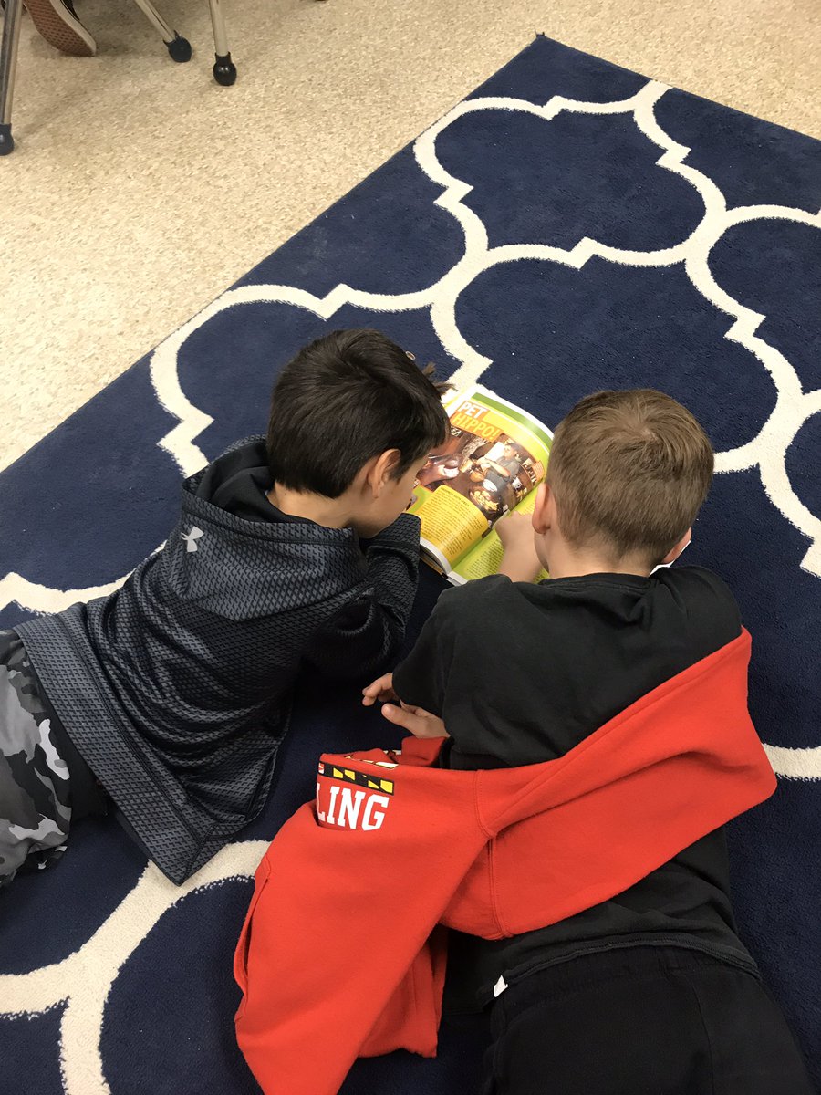acandersen85's tweet photo. When you love an IRA text so much, you ask to read it again during dismissal! π#aacpsreadwithme #AACPSawesome @TheFarmAACPS #readwithabuddy https://t.co/YGKlKdNzbR