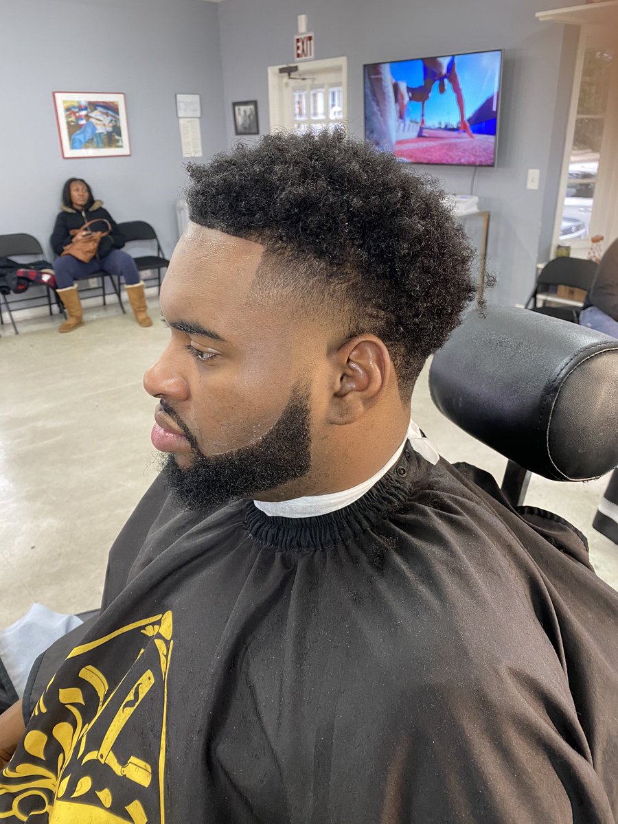 1of1xchris's tweet photo. Hi temp Baltimore style 🤩💪🏽 #barber #baltimore #baltimorebarber https://t.co/XrPcCnB3Yi
