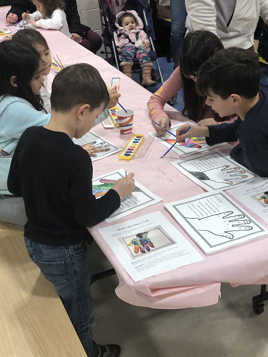 RobMungo's tweet photo. @mthollyschools Brainerd Family Nights was a huge success. https://t.co/gch40A31VS